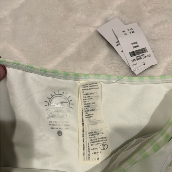 Women's/Teen's Hollister Bottoms Only of Bikini - Size Small NWT - Picture 6 of 8